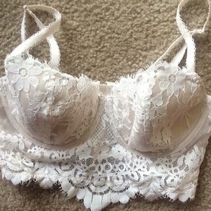 NWOT Victoria’s Secret lined Demi bra/bralette